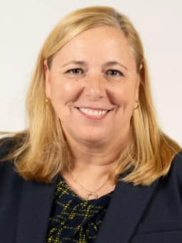 Jennifer Harnett '93