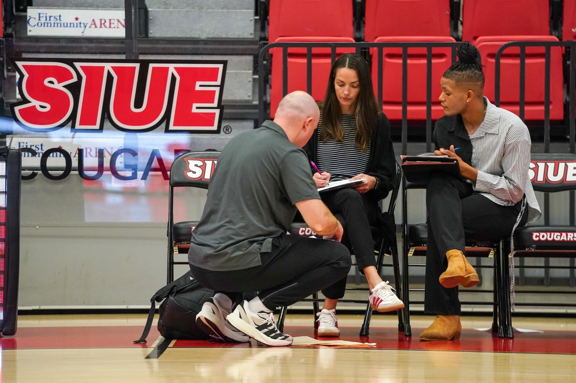 Southern Illinois University Edwardsville Volleyball