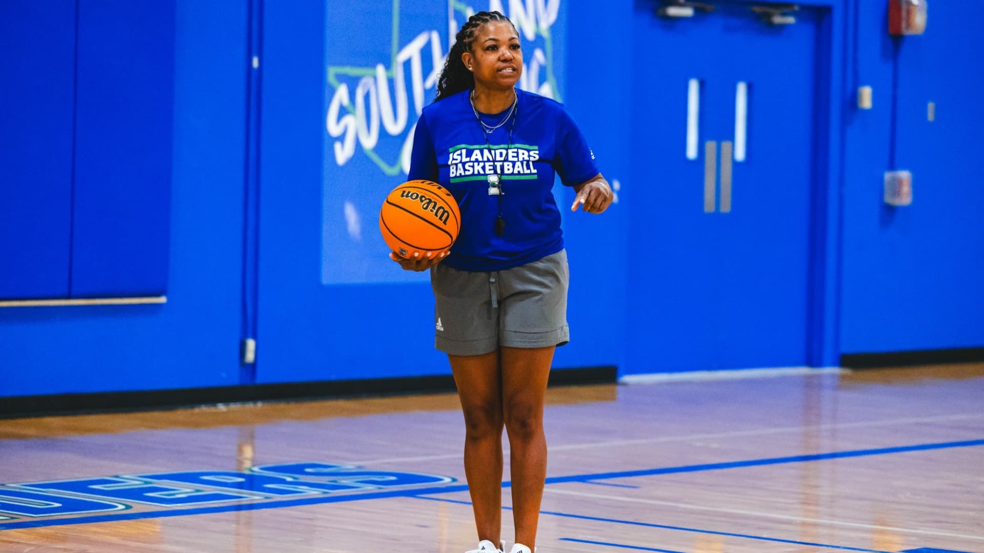 Texas A & M University-Corpus Christi Women's Basketball