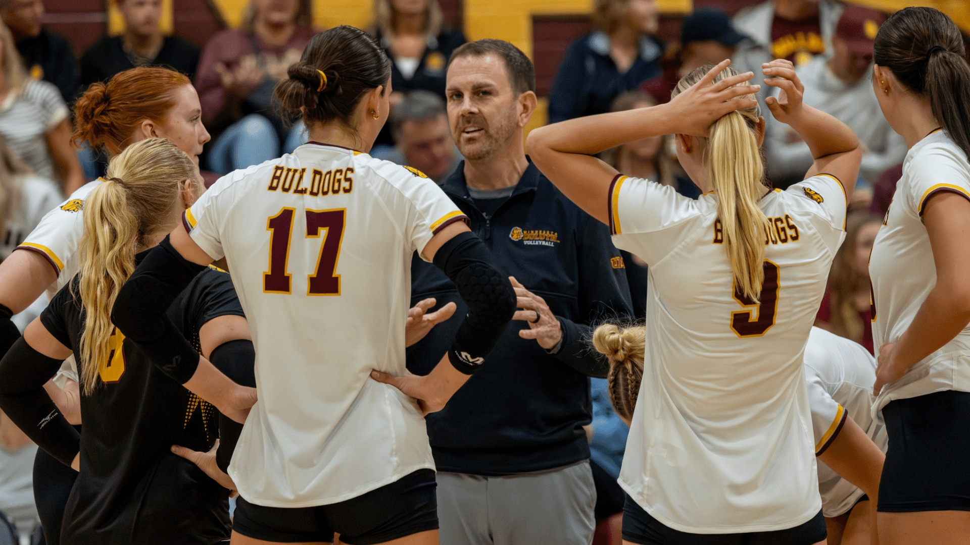 University of Minnesota-Duluth Volleyball